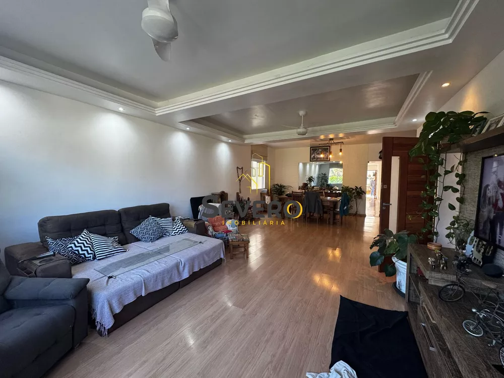 Casa, 4 quartos, 180 m² - Foto 2