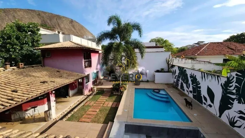 Casa, 6 quartos, 318 m² - Foto 1