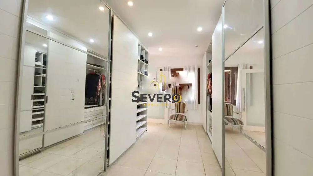 Casa, 6 quartos, 318 m² - Foto 19