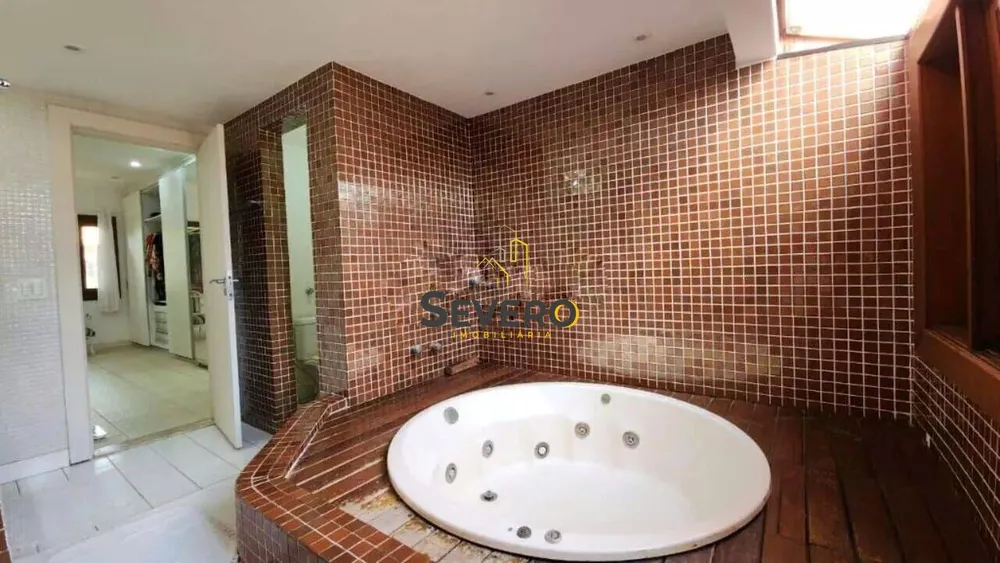 Casa, 6 quartos, 318 m² - Foto 22