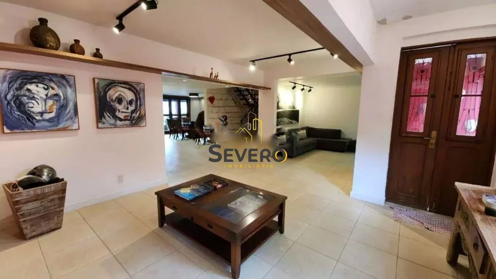 Casa, 6 quartos, 318 m² - Foto 3