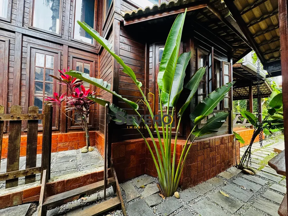 Casa, 3 quartos, 240 m² - Foto 11