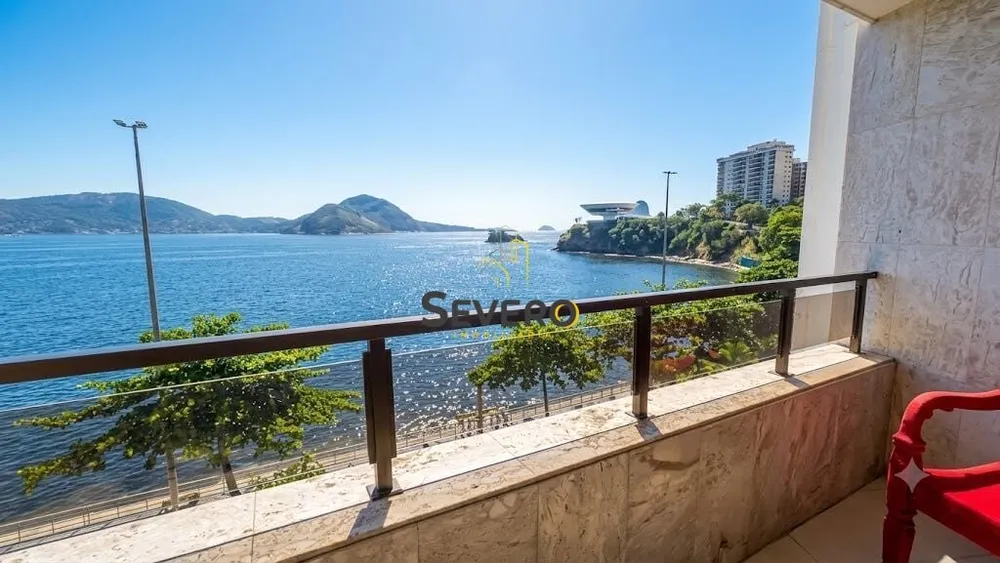 Apartamento, 3 quartos, 220 m² - Foto 2