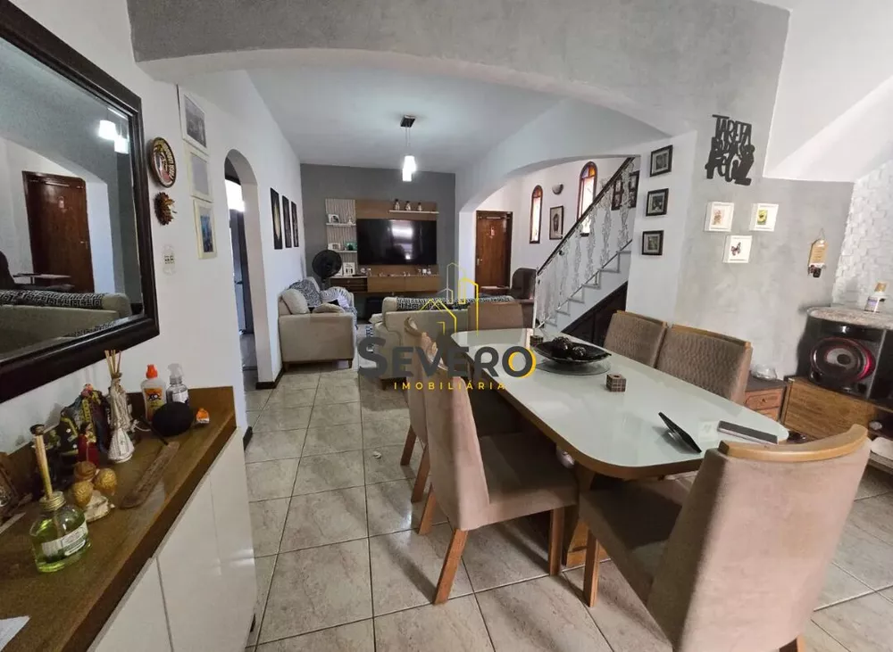 Casa, 3 quartos, 300 m² - Foto 4