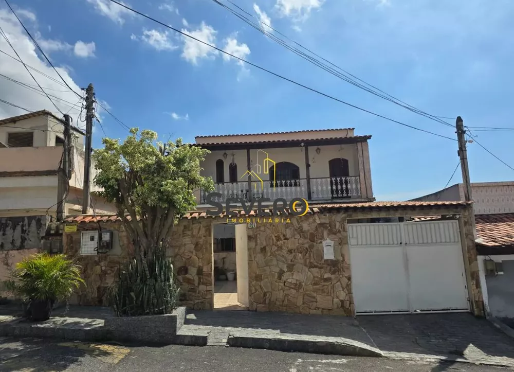Casa, 3 quartos, 300 m² - Foto 1