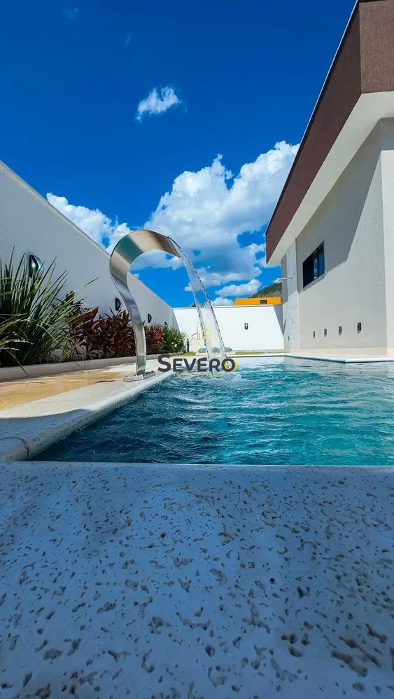 Casa, 3 quartos, 258 m² - Foto 1