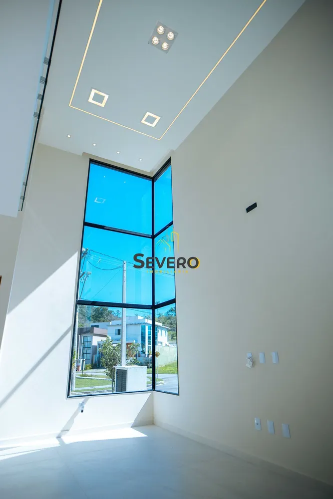 Casa, 3 quartos, 258 m² - Foto 28