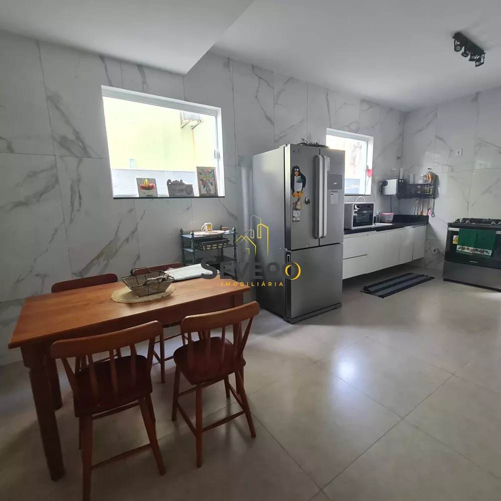 Casa, 4 quartos, 275 m² - Foto 35