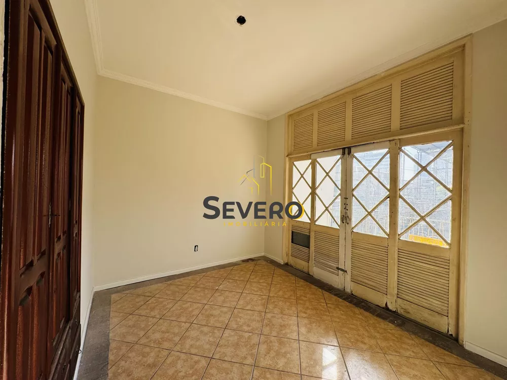Casa, 4 quartos, 360 m² - Foto 6