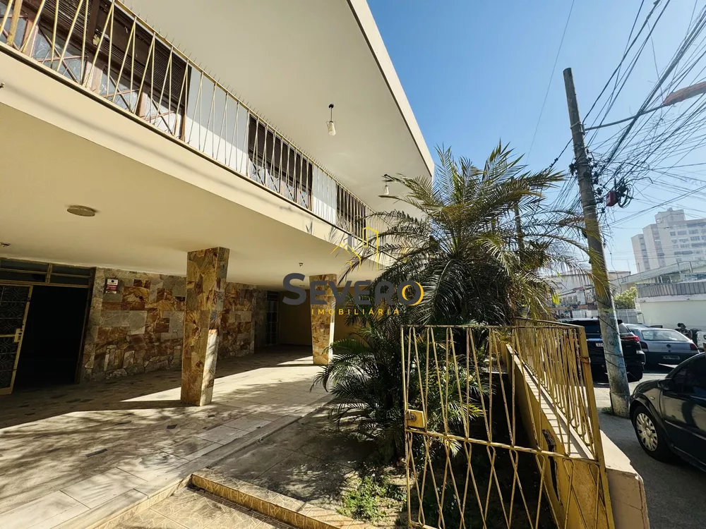 Casa, 4 quartos, 360 m² - Foto 1