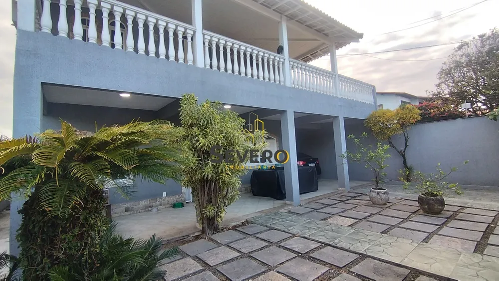 Casa, 3 quartos, 351 m² - Foto 1