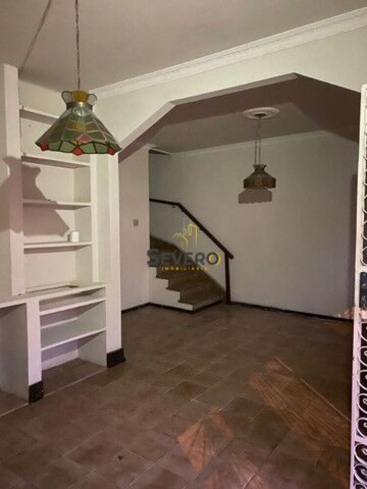 Casa, 4 quartos, 150 m² - Foto 2
