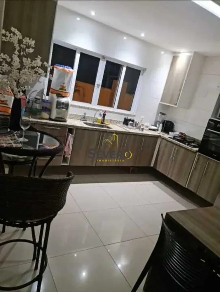 Casa, 3 quartos, 300 m² - Foto 11