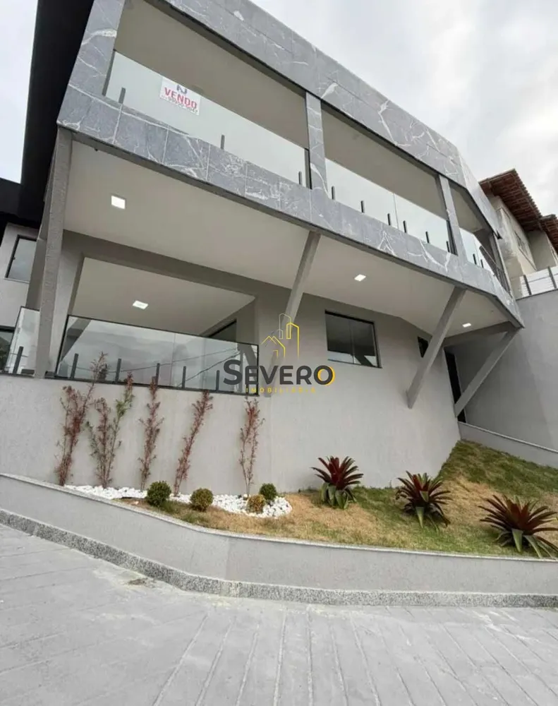 Casa, 5 quartos, 292 m² - Foto 1