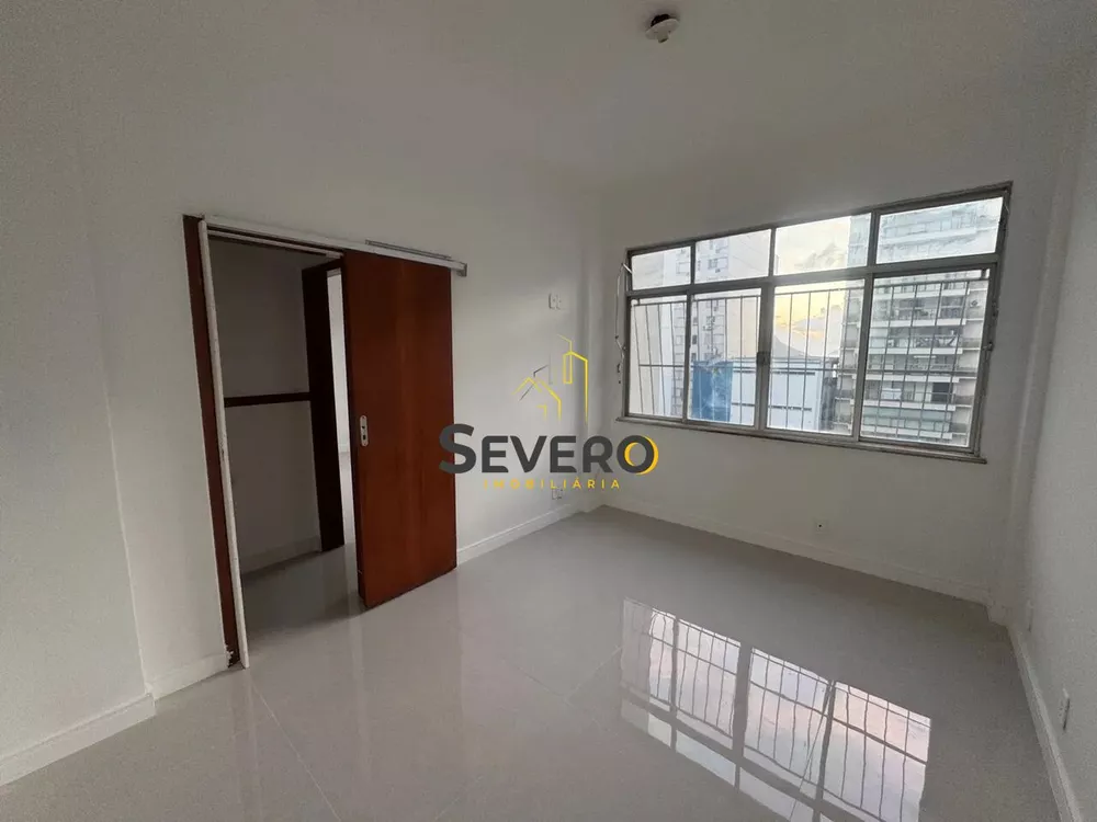 Apartamento, 3 quartos, 130 m² - Foto 2