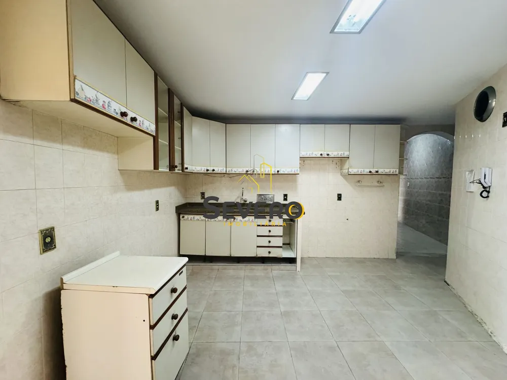 Casa, 4 quartos, 360 m² - Foto 37
