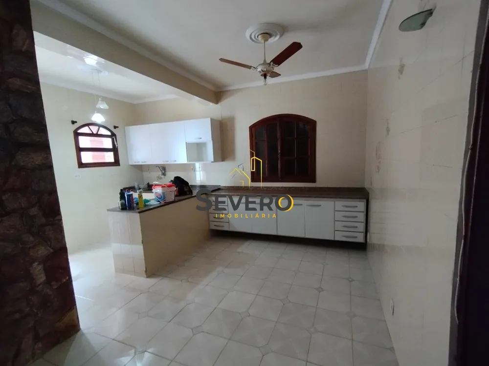 Casa, 3 quartos, 240 m² - Foto 18