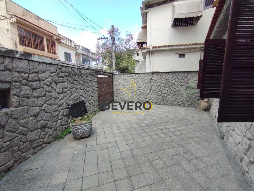 Casa, 3 quartos, 240 m² - Foto 13