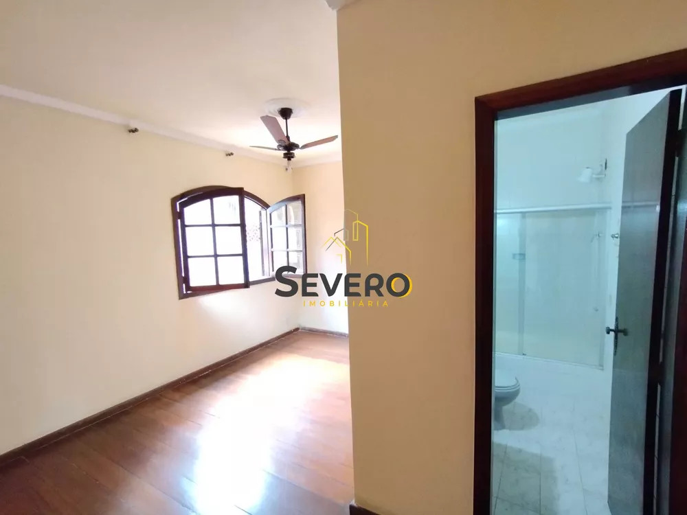 Casa, 3 quartos, 240 m² - Foto 26
