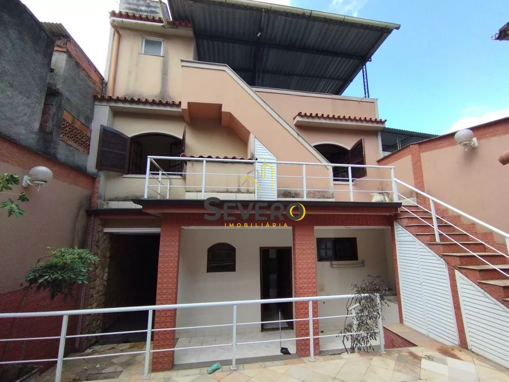 Casa, 3 quartos, 240 m² - Foto 3
