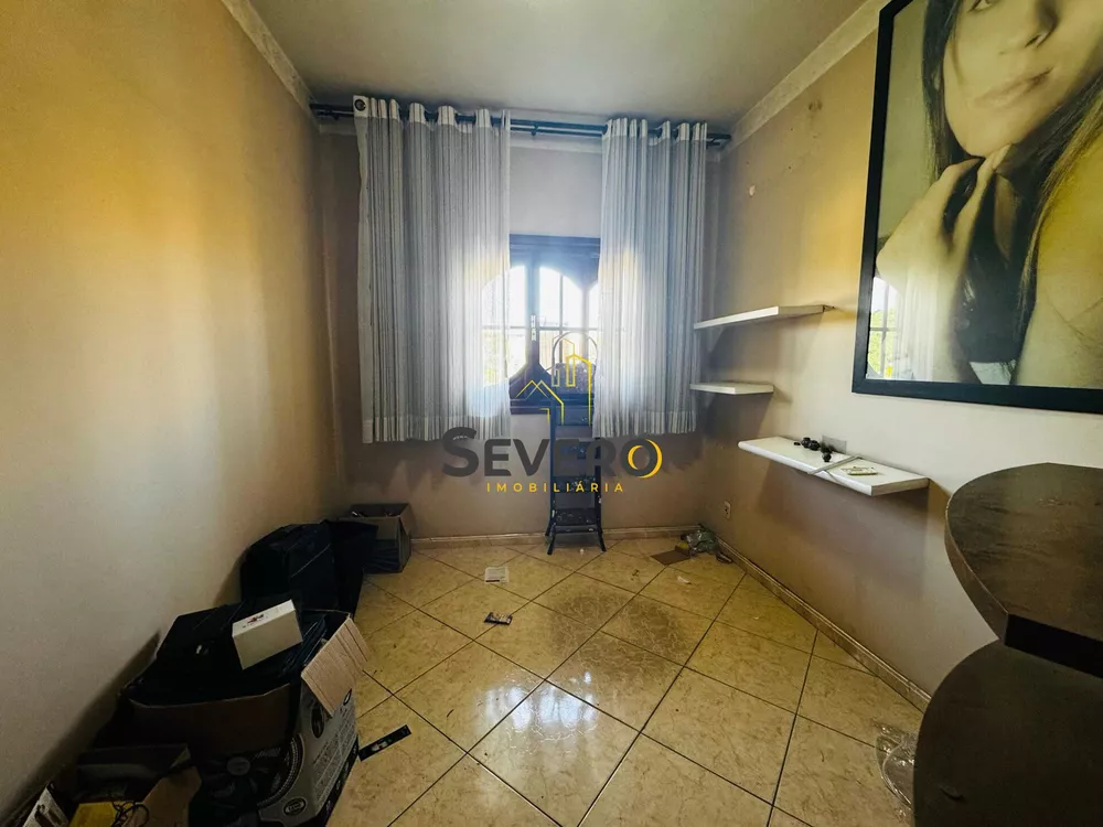 Casa, 3 quartos, 360 m² - Foto 3