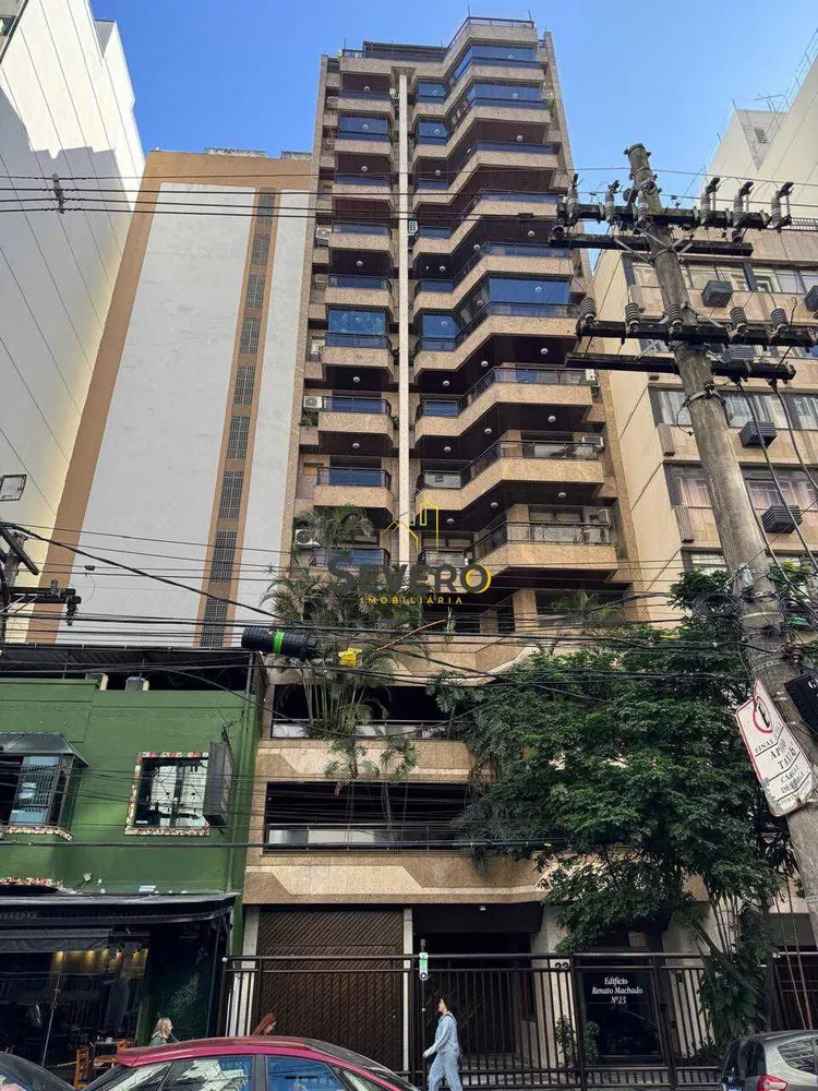 Apartamento, 3 quartos, 250 m² - Foto 2