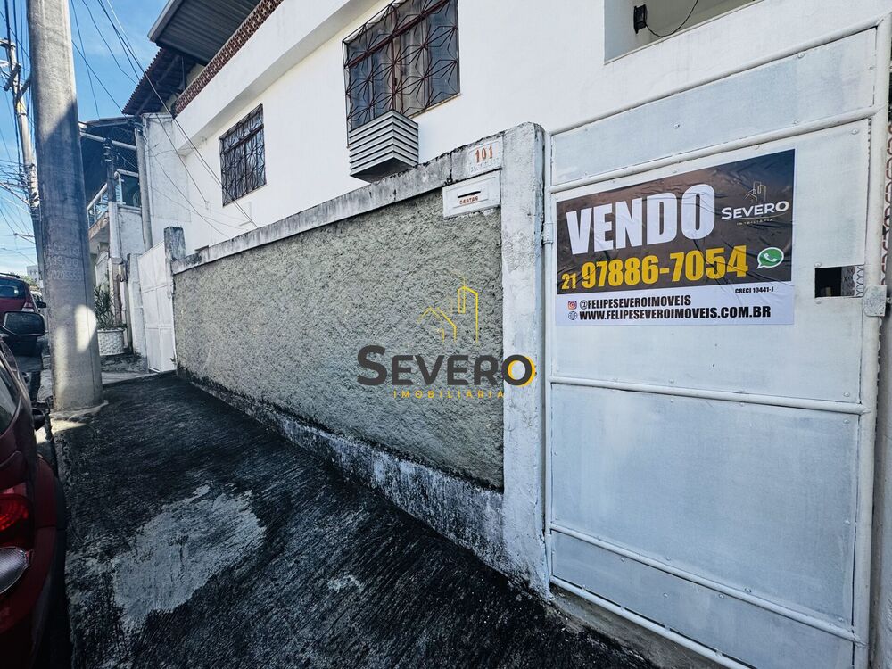 Casa à venda com 2 quartos, 89m² - Foto 1