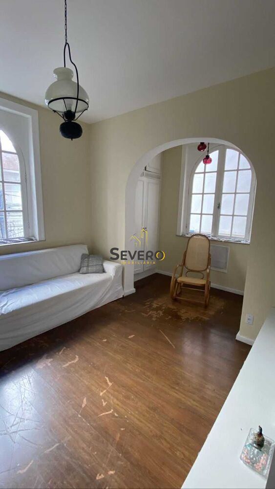 Casa, 5 quartos, 200 m² - Foto 1
