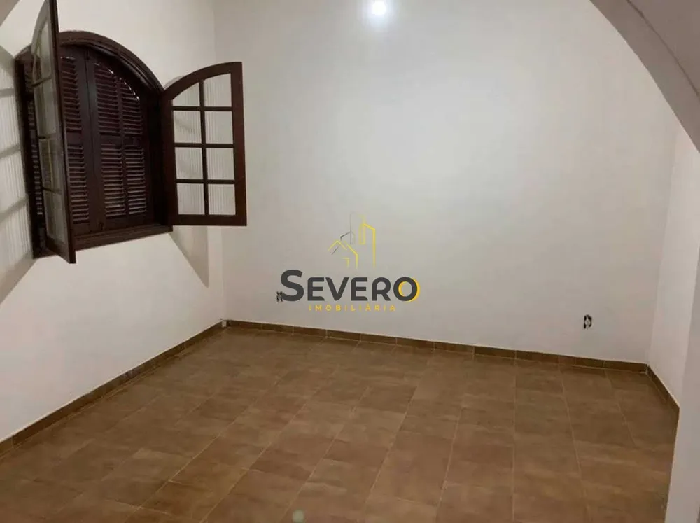 Casa, 4 quartos, 250 m² - Foto 14