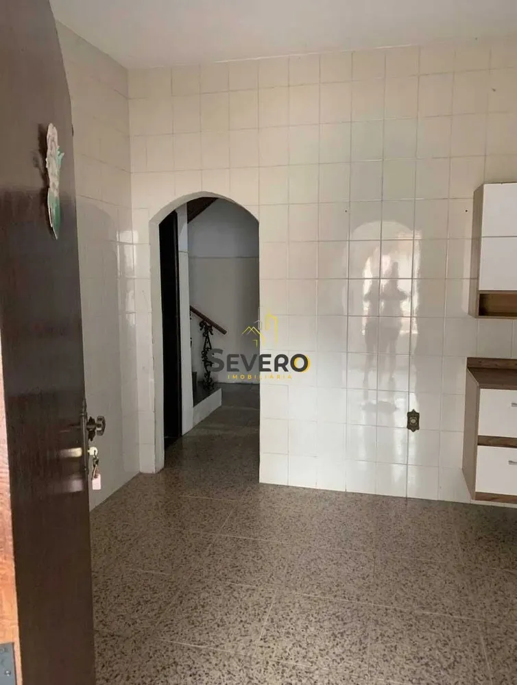 Casa, 4 quartos, 250 m² - Foto 12