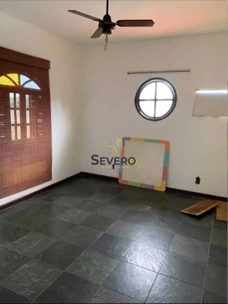 Casa, 4 quartos, 250 m² - Foto 17
