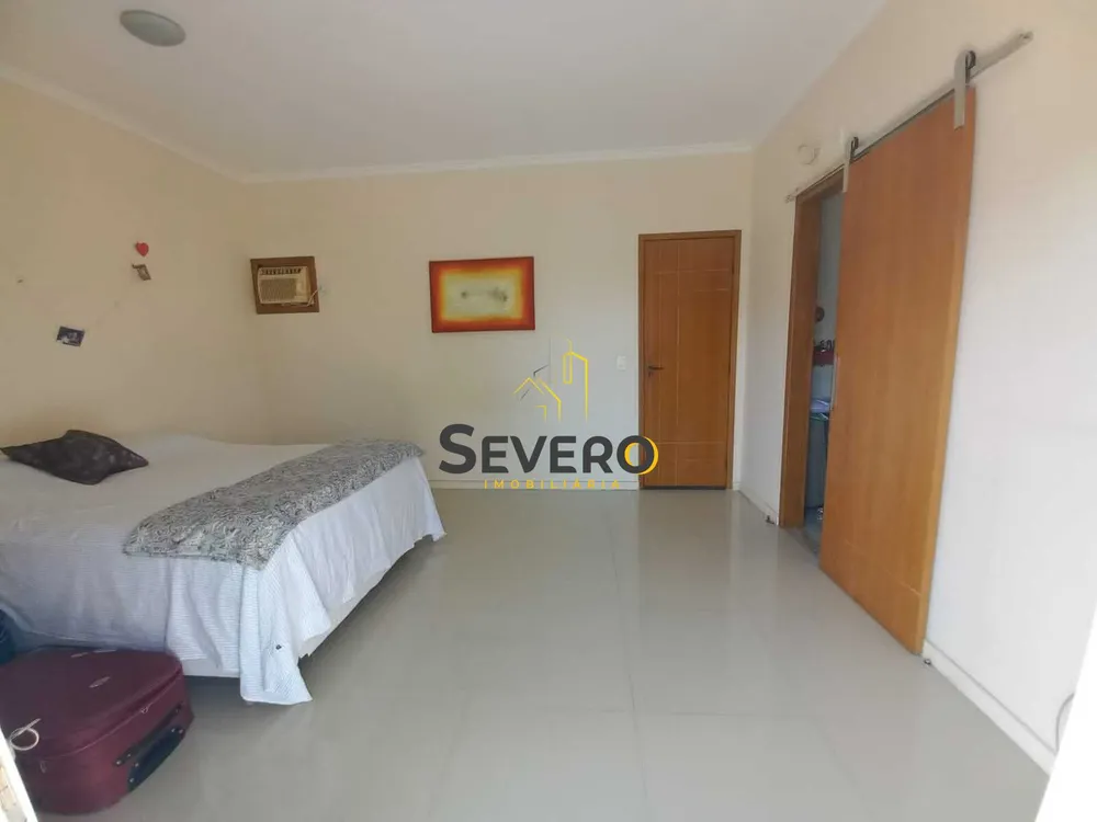 Casa, 3 quartos, 200 m² - Foto 13