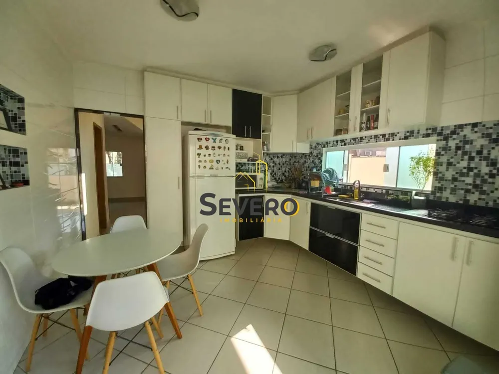 Casa, 3 quartos, 200 m² - Foto 8