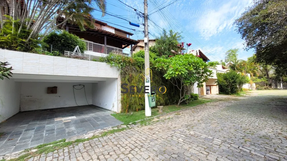 Casa, 4 quartos, 271 m² - Foto 1