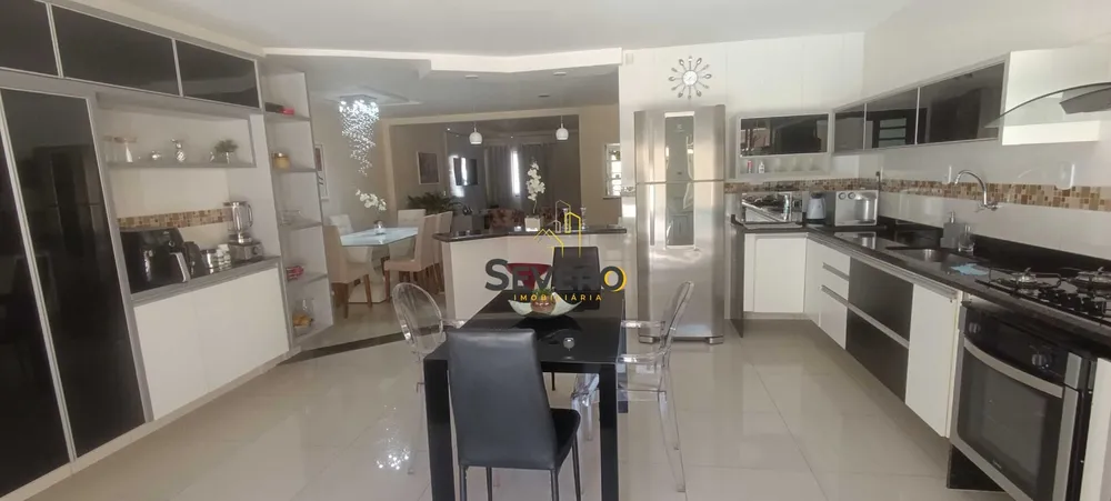 Casa, 3 quartos, 190 m² - Foto 3