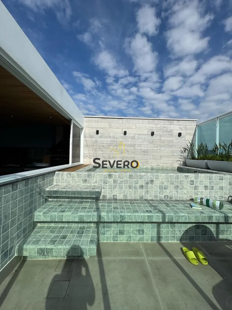 Cobertura, 3 quartos, 249 m² - Foto 3