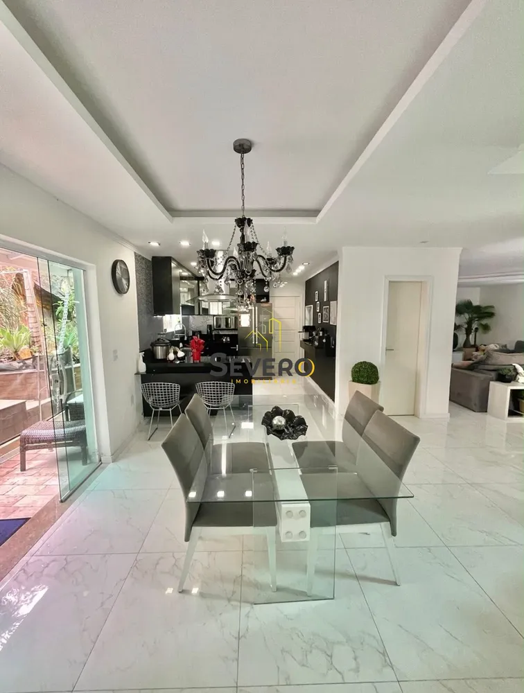 Casa, 3 quartos, 300 m² - Foto 8