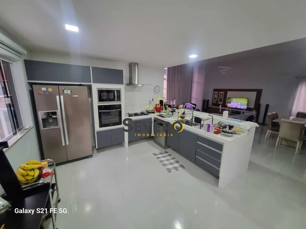 Casa, 3 quartos, 195 m² - Foto 15