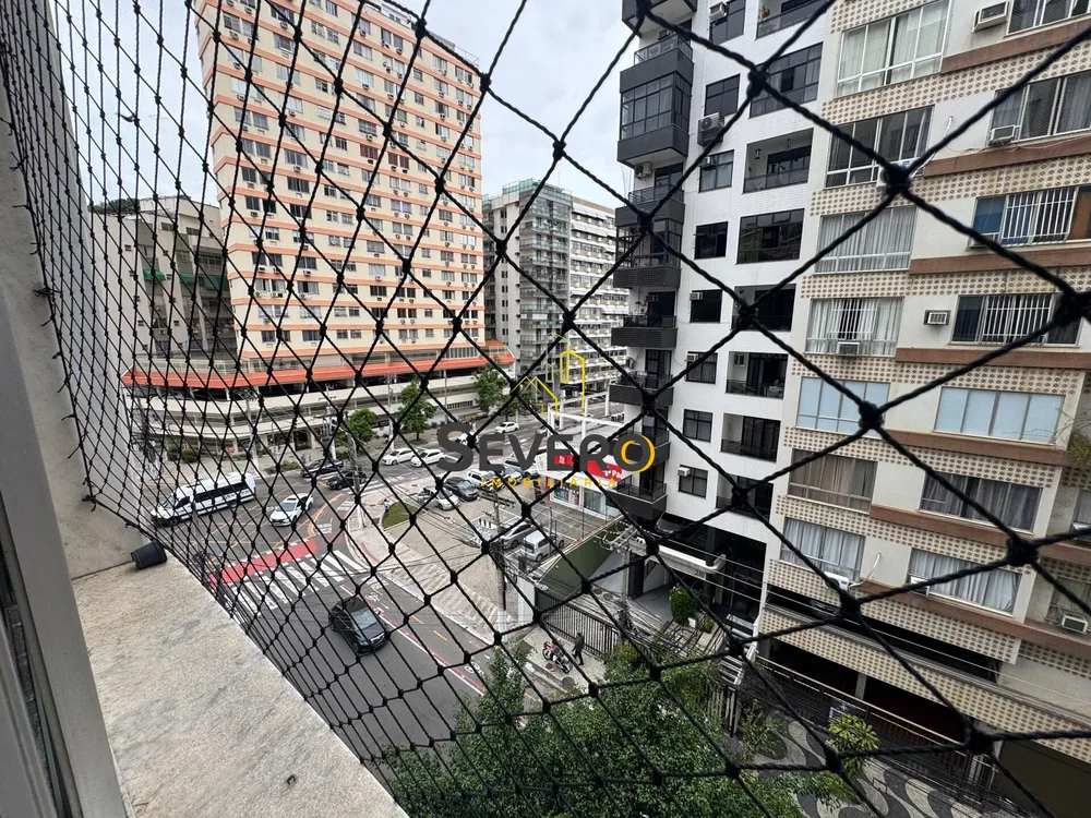 Apartamento, 3 quartos, 140 m² - Foto 1