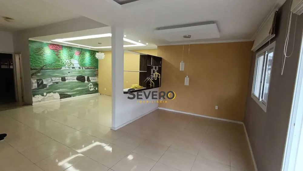 Casa, 3 quartos, 250 m² - Foto 23