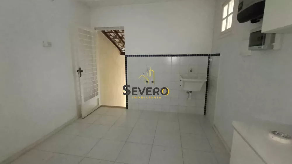 Casa, 3 quartos, 250 m² - Foto 10