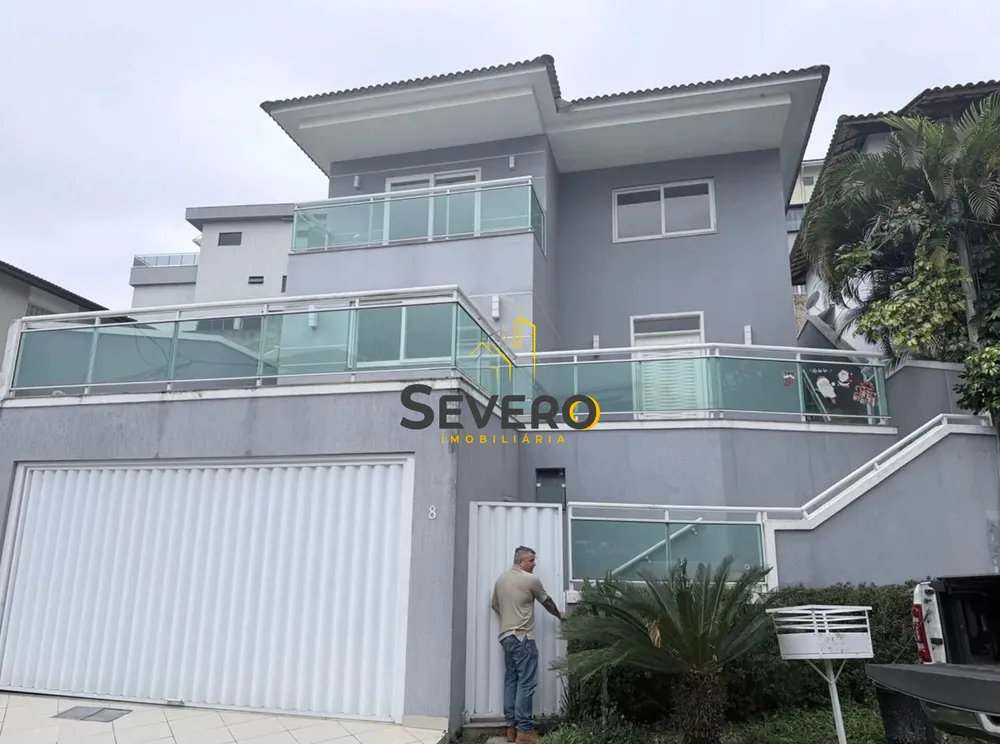 Casa, 4 quartos, 380 m² - Foto 1