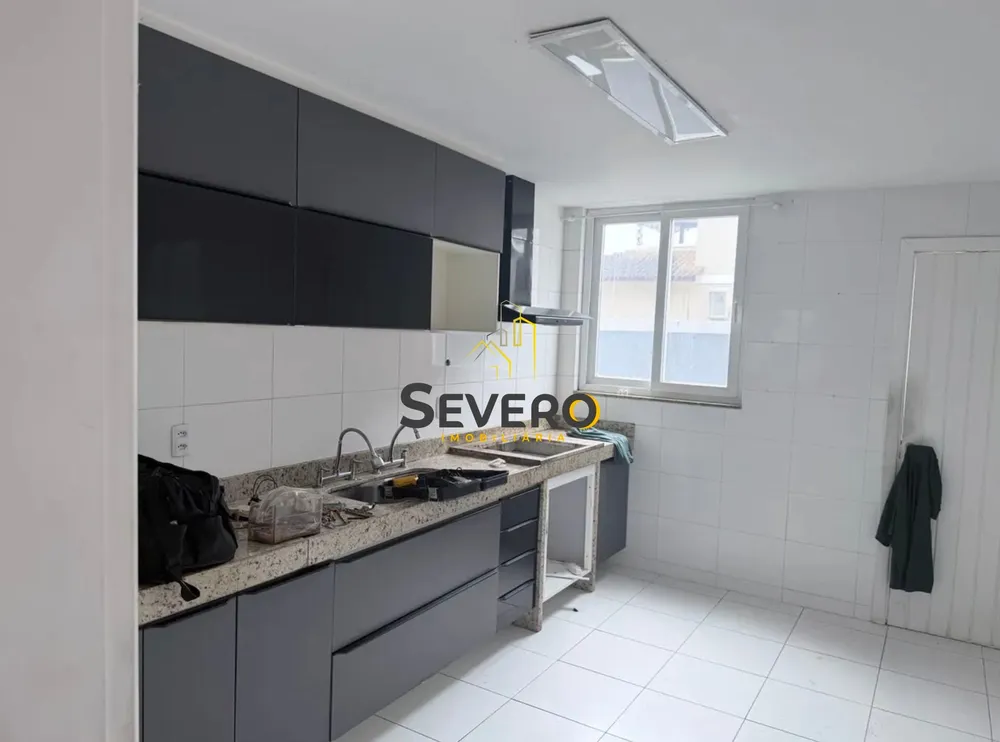 Casa, 4 quartos, 380 m² - Foto 2