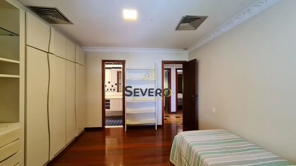 Casa, 8 quartos, 650 m² - Foto 33