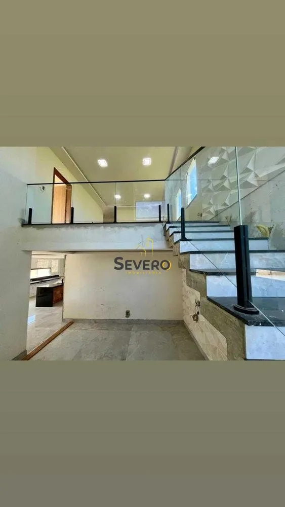 Casa, 4 quartos, 296 m² - Foto 1