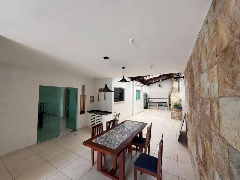 Casa, 5 quartos, 299 m² - Foto 3