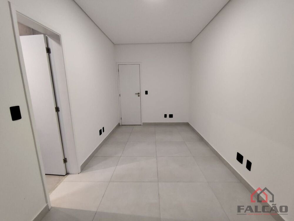 Casa à venda com 4 quartos, 290m² - Foto 4
