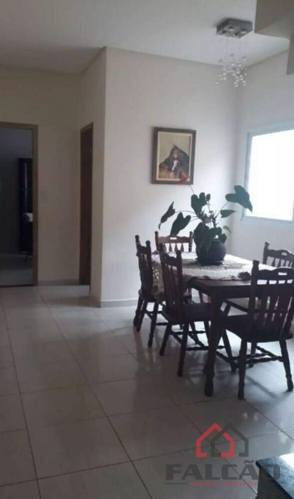 Sobrado, 3 quartos, 198 m² - Foto 1