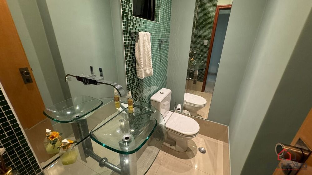 Apartamento à venda com 3 quartos, 150m² - Foto 4