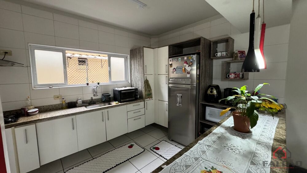 Sobrado à venda com 3 quartos, 136m² - Foto 2